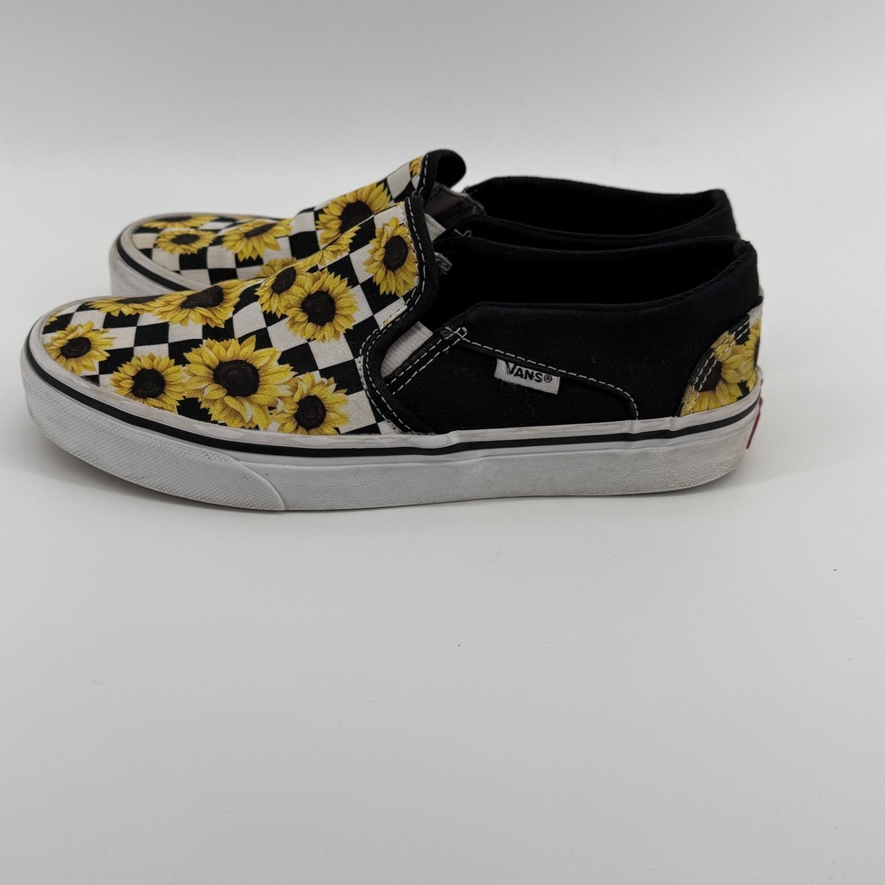 Vans Classic Slip-On Sunflower Checkerboard Black White Yellow Shoes Womens 7